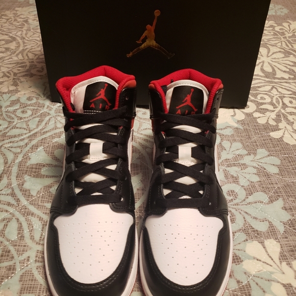 Air jordan 1 mids - Picture 5 of 6